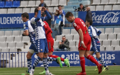Arturo lamenta una de les moltes ocasions fallades pel Sabadell | Sandra Dihör